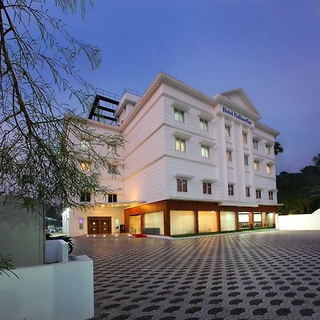 Hotel Sidhartha Chalakudy Kizhake Chālakudi 외부 사진