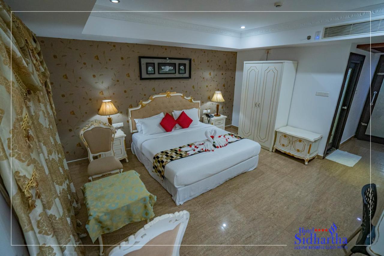 Hotel Sidhartha Chalakudy Kizhake Chālakudi 외부 사진
