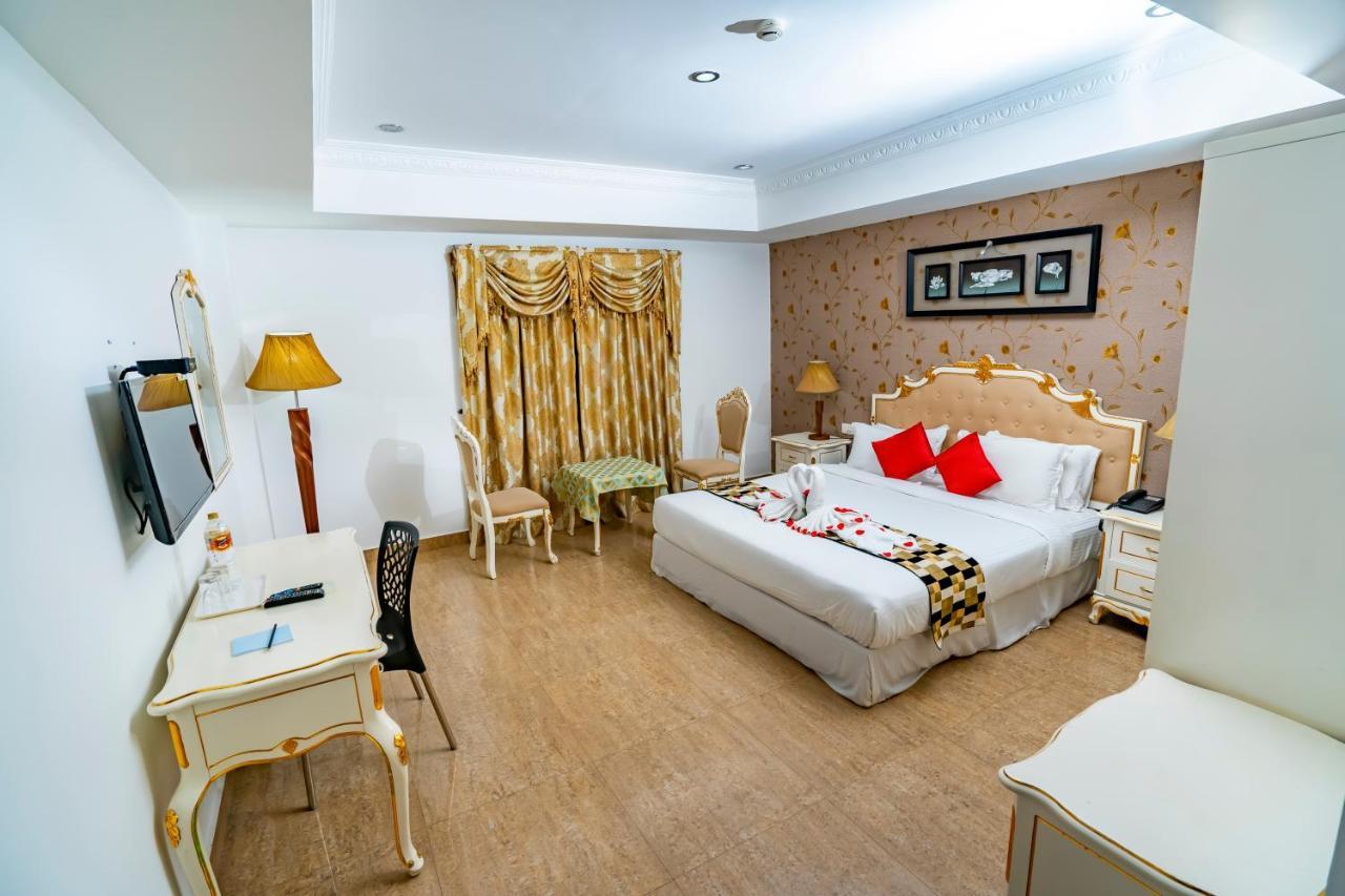 Hotel Sidhartha Chalakudy Kizhake Chālakudi 외부 사진