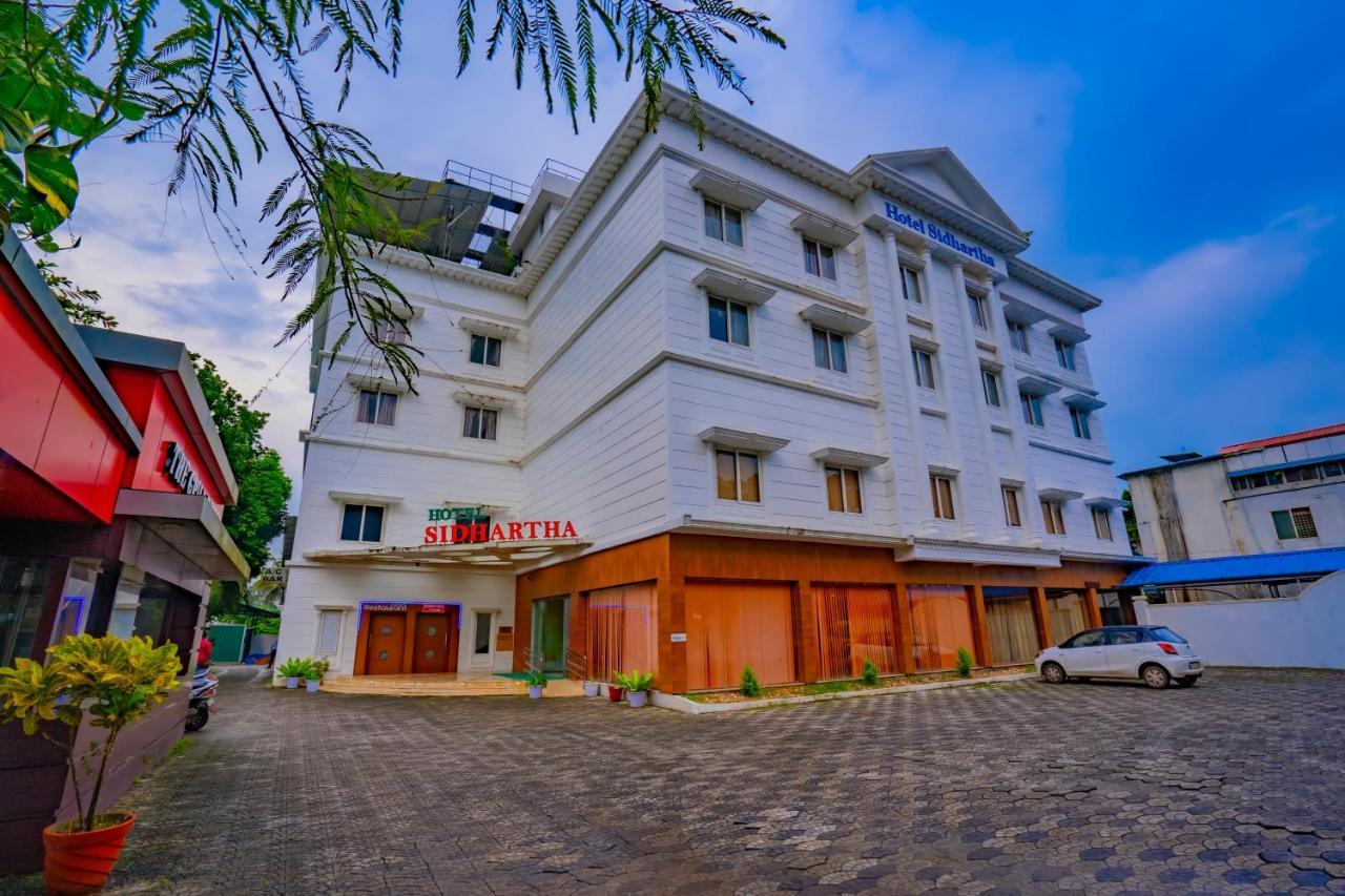Hotel Sidhartha Chalakudy Kizhake Chālakudi 외부 사진